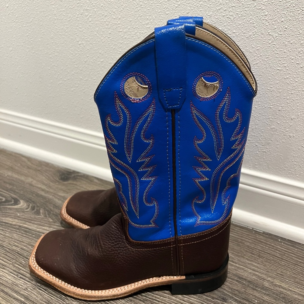 Old west kids cowboy boots 3.5d youth
